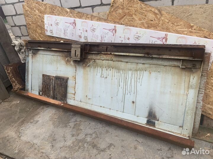 Двери металлические