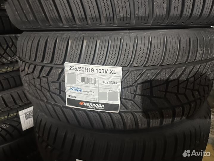 Hankook Winter I'Cept Evo 3 W330A 235/50 R19 103V