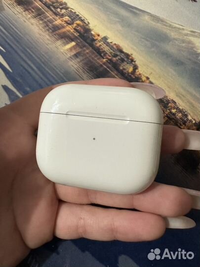 Кейс для AirPods 3 (160 отзывов)