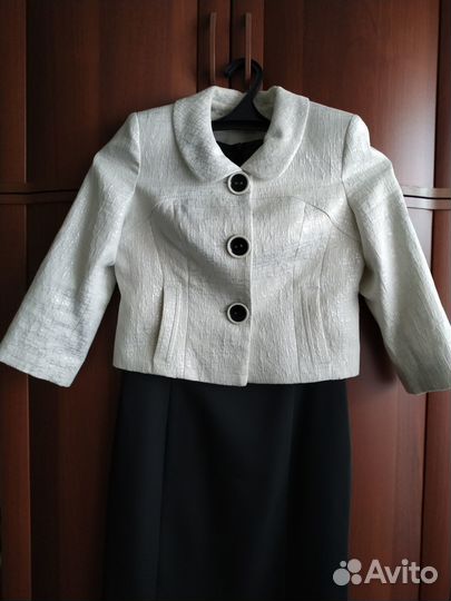 Костюм женский