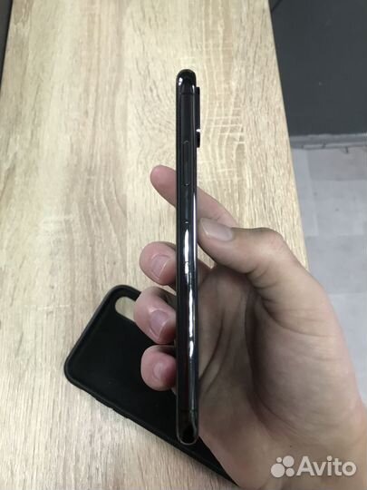 iPhone Xs, 64 ГБ