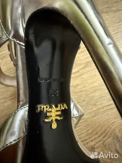 Босоножки prada