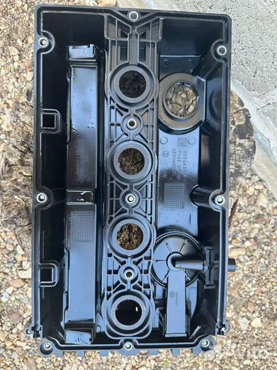 Клапанная крышка z16xer z18xerOpel Astra H Опель