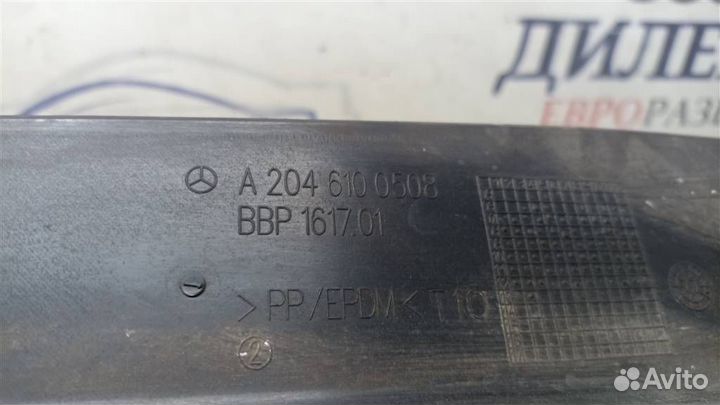 Пыльник (кузов наружные) Mercedes Benz W204 2007