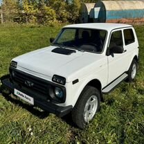 ВАЗ (LADA) 4x4 (Нива) 1.7 MT, 2011, 200 000 км