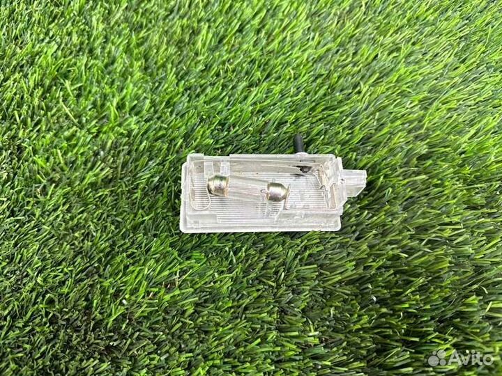 Плафон подсветки салона Bmw X5 E53 M54B30 2006