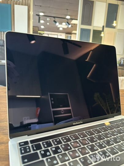 Apple macbook pro 13 2020 m1 8gb 256