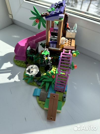 Lego домик на дереве