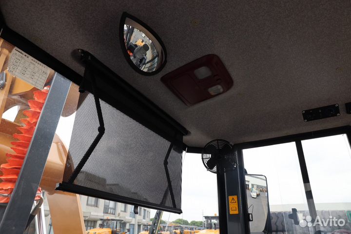 Фронтальный погрузчик Lonking LG833G, 2024