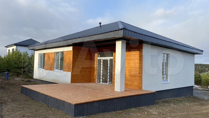 Коттедж 140 м² на участке 10 сот.