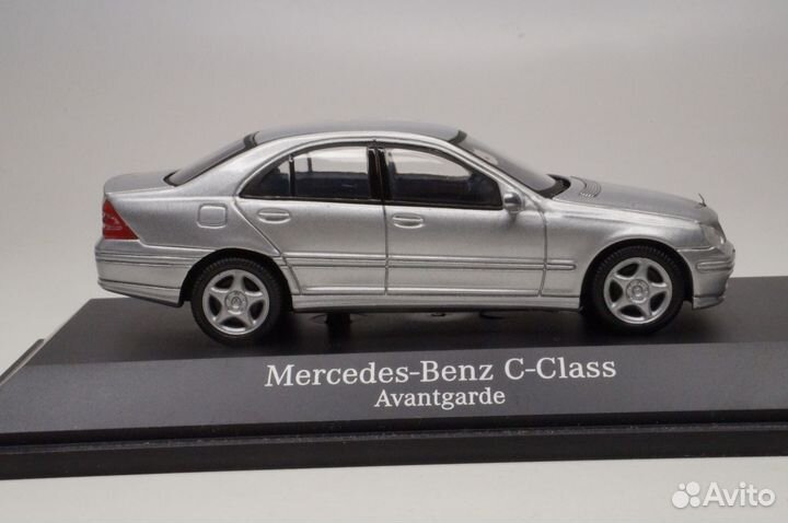 Mercedes-Benz Avantgarde C-Klasse W203 / Schuco