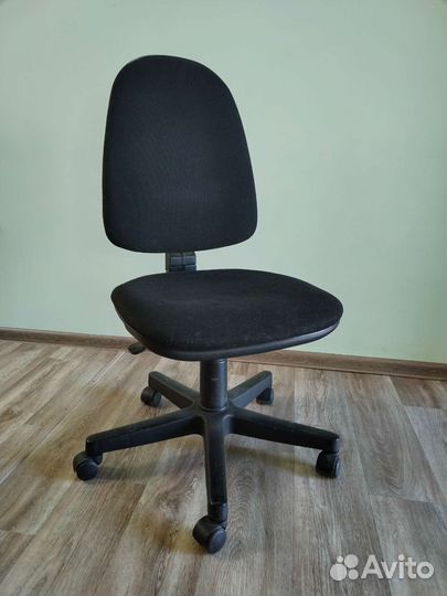Офисный стул