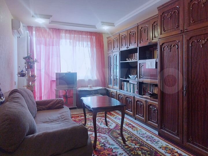 2-к. квартира, 51 м², 2/5 эт.