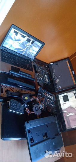 Ноутбуки и материнские платы на запчасти