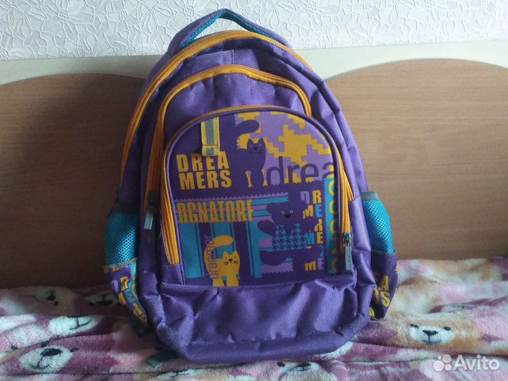 Школьный рюкзак