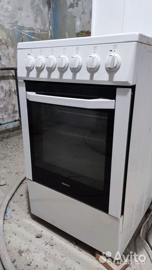 Плита электрическая Beko бу, духовка с конвекцией