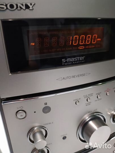 Музыкальный центр sony