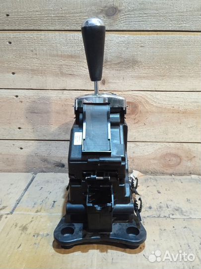 Селектор АКПП салонный Peugeot 408