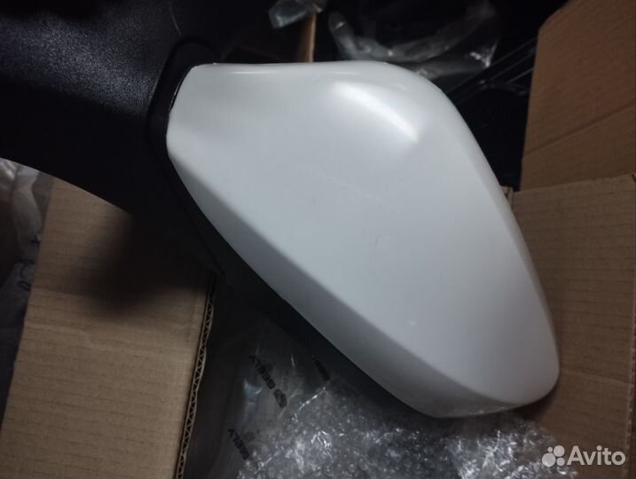 Зеркало боковое правое Solaris без подогрев 3конт