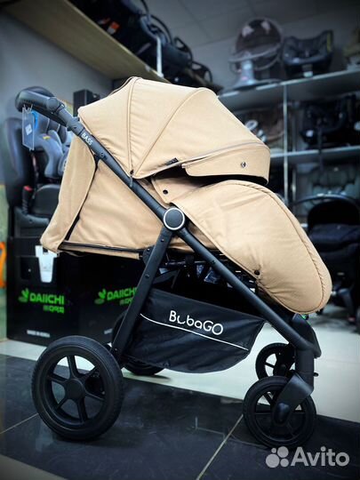 Новая прогулочная коляска Bubago Bass