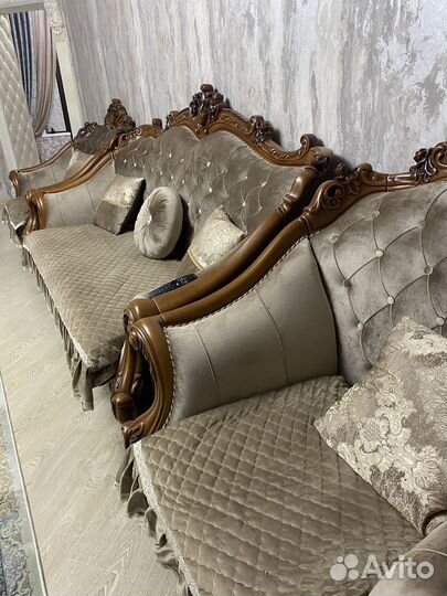 Диван корона