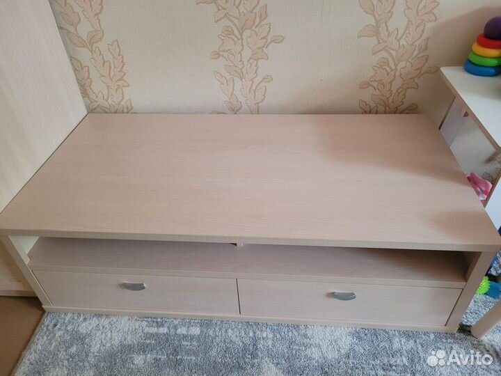 Тумба под телевизор