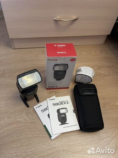 Вспышка камеры Canon speedlite 580EX II