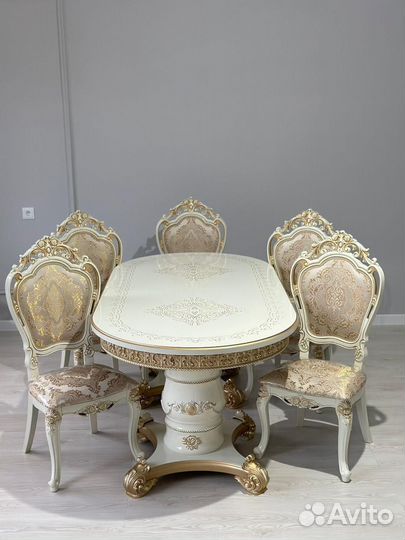 Столы и стулья 