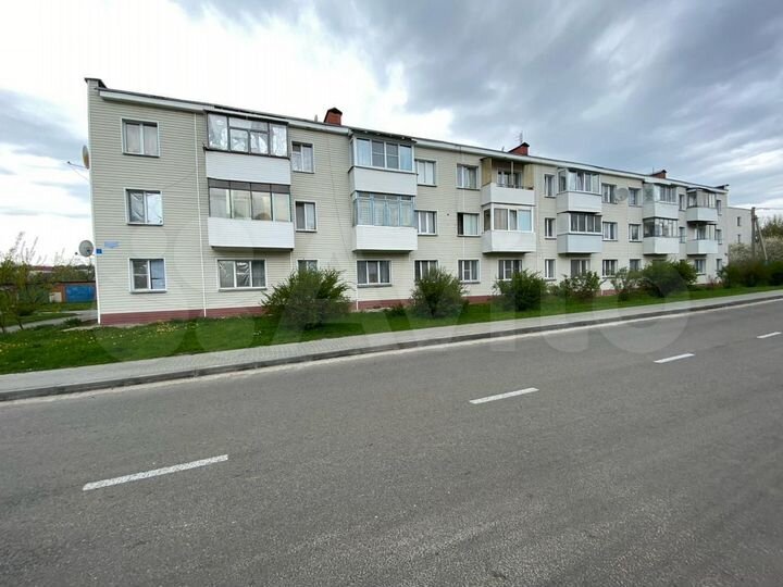 2-к. квартира, 37 м², 3/3 эт.