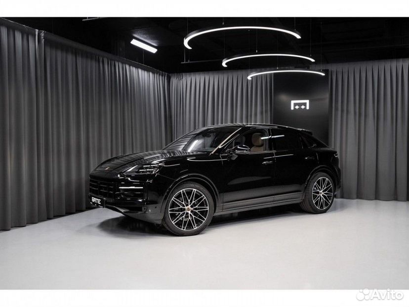 Porsche Cayenne Coupe 3.0 AT, 2025