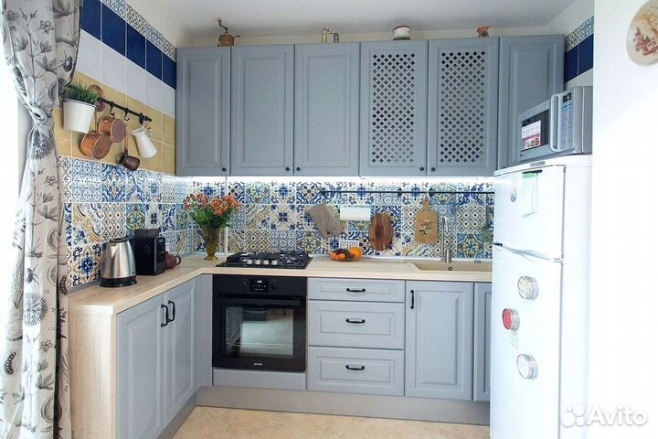 Кухонный гарнитур в стиле минимализм