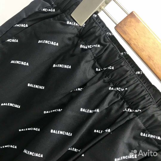 Шорты Balenciaga
