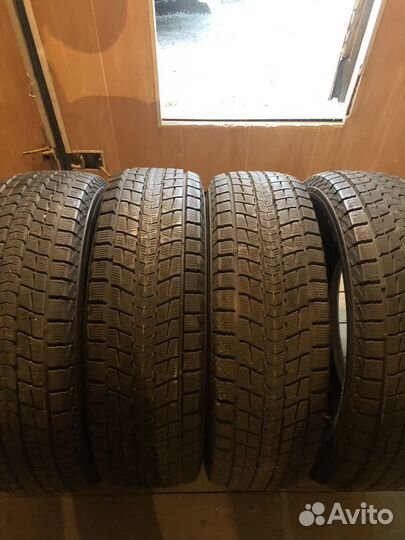 Dunlop Winter Maxx SJ8 225/65 R17