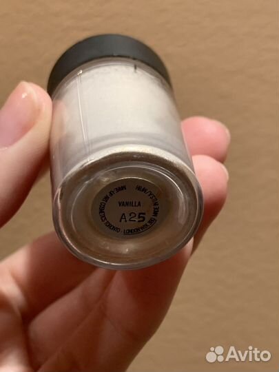 MAC pigment рассыпчатые тени Vanilla