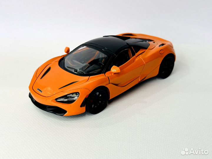 Машинка металлическая McLaren 720S