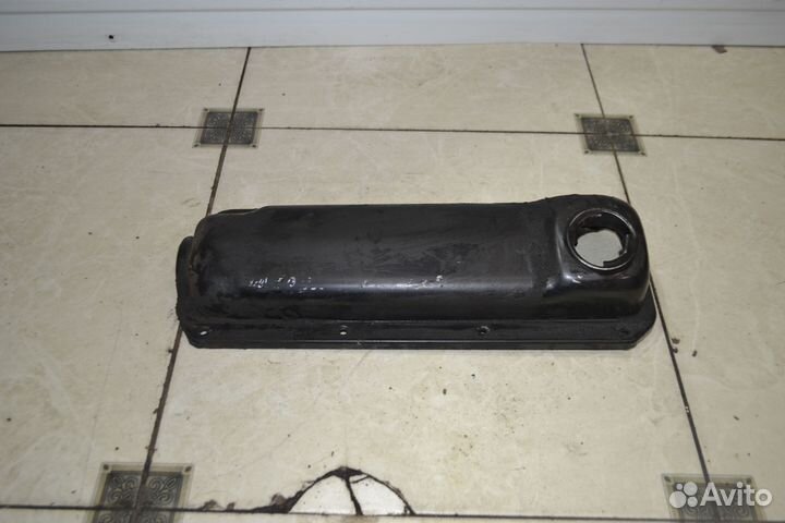 Клапанная крышка Skoda Octavia 1 (A4)