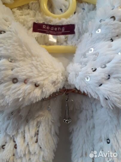 Шубка (болеро) нарядная для девочки 5-7 лет