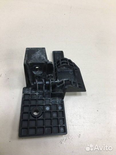 Кронштейн фары левый верхний Kia Rio