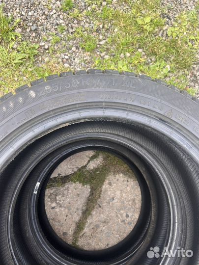 Gislaved Nord Frost 200 205/50 R17