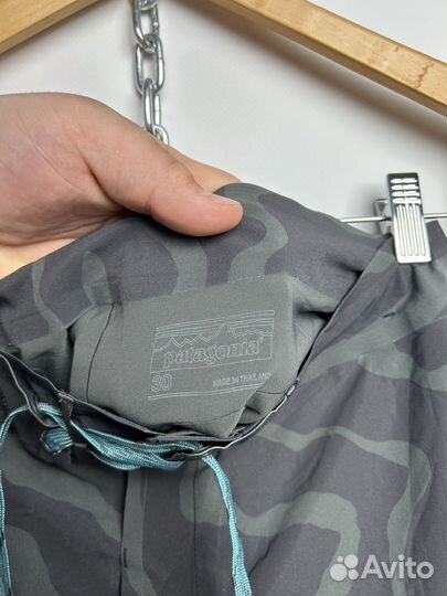 Треккинговые шорты patagonia camo