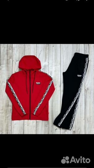 Спортивный костюм Adidas