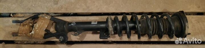 Стойка амортизатора правая мазда 6 (атенза) ggep