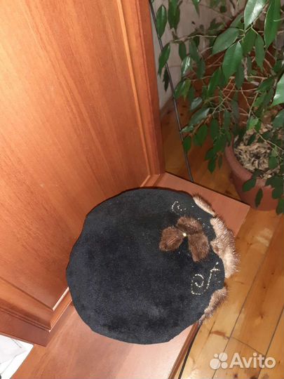 Берет женский