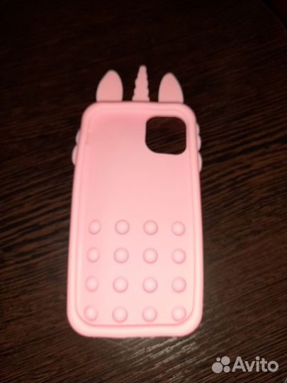 Чехол на iPhone