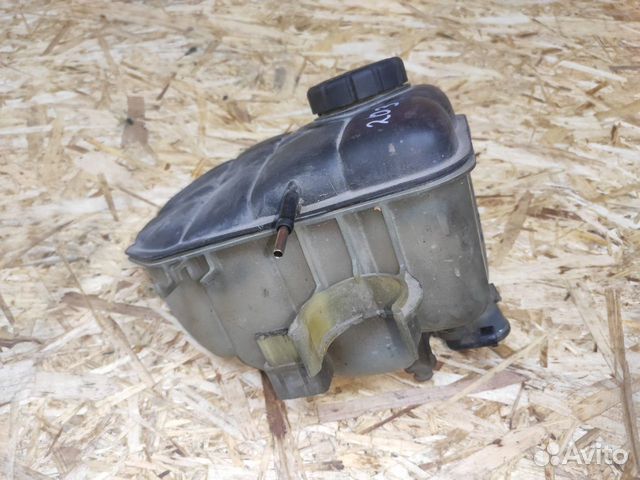 Расширительный бачок Mercedes w203