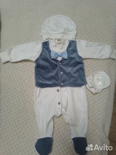 Конверт и костюм на выписку для новорожденного