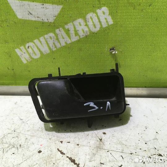 Ручка двери внутренняя левая Фольксваген Пассат