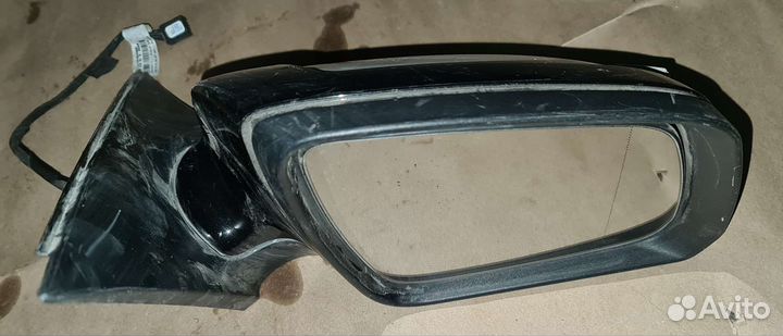 Зеркало правое Mercedes W204 дорест / дефект