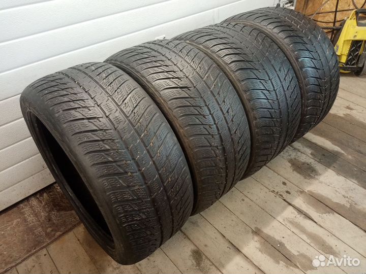 Nokian Tyres WR SUV 3 275/40 R20 и 315/35 R20