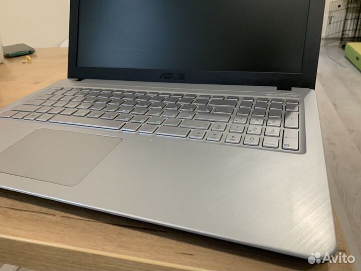 Ноутбук Asus vivobook 15 laptop x540ba